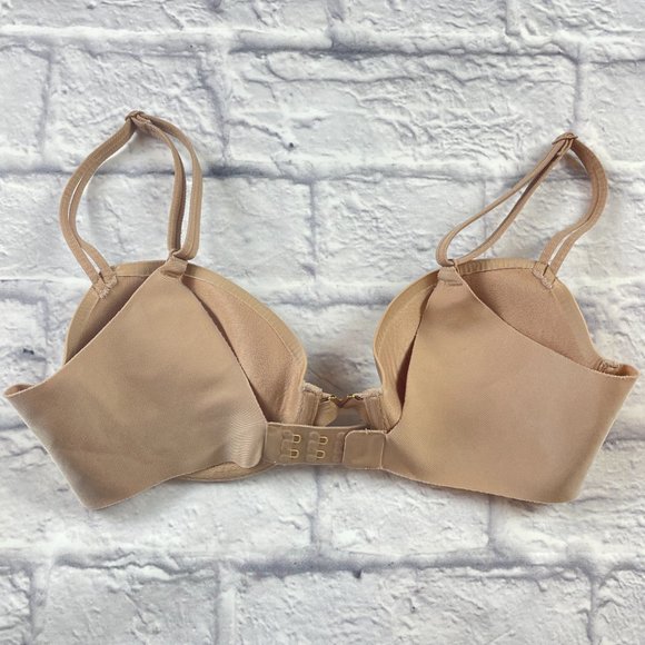 VICTORIA'S SECRET SEXY ILLUSIONS NUDE LIGHTLY LINED DEMI BRA 32C - Picture 6 of 11